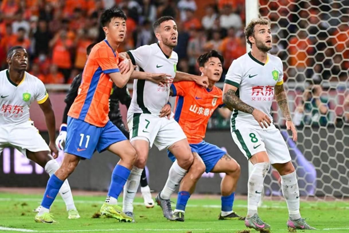 乐鱼体育app-马宁归国!或执法京鲁战,泰山球迷有点慌,一数据显示国安必败